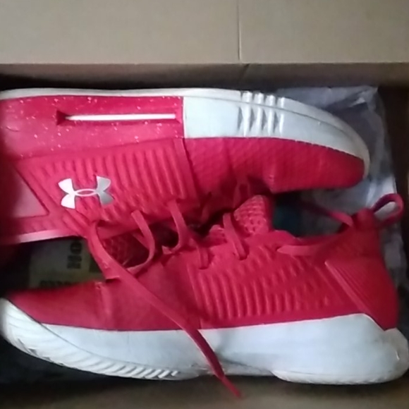 Under Armour Other - Under armour shoes size 9 in mens